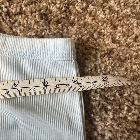 One-Shoulder light blue crop top - Picture 4 of 5